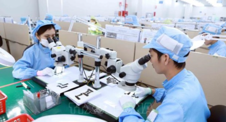 越南崛起 服裝出口額躍居世界第二，成為全球投資熱點